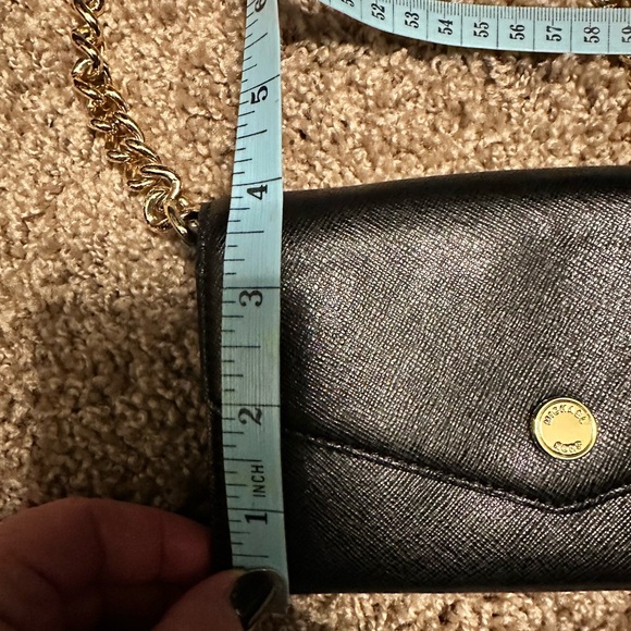 Michael Kors small cross body purse - Picture 6 of 8